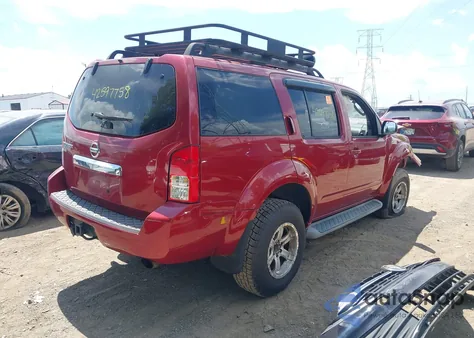 2010 Nissan Pathfinder S z USA, uszkodzony, nr VIN 5N1AR1NB0AC608834